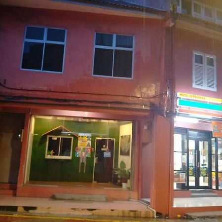 Joka-Joka Guesthouse Malacca Exterior photo